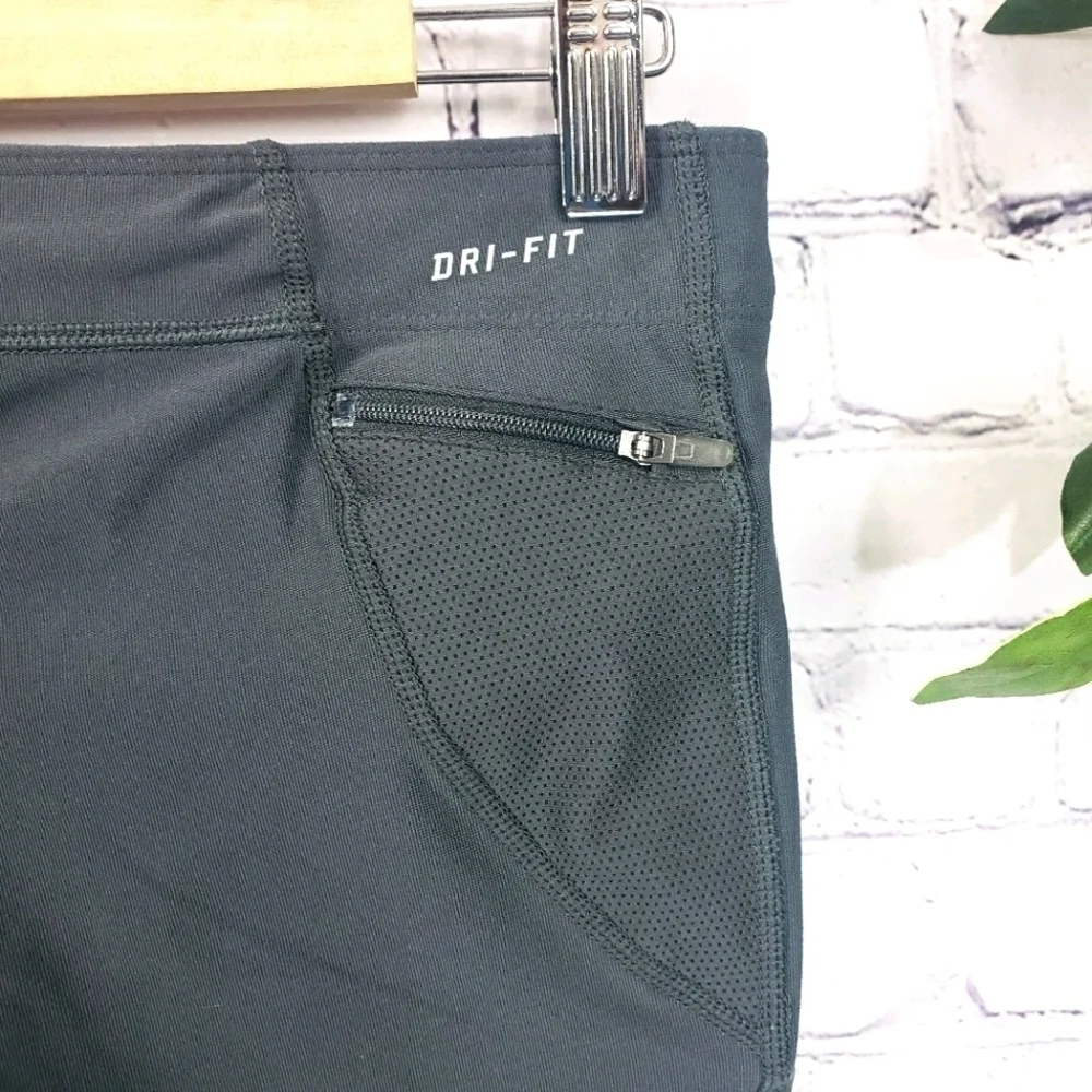 NIKE DRI-FIT Running Capris Gray Size M